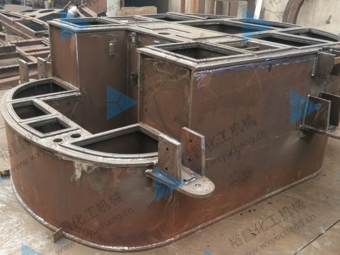 風(fēng)力發(fā)電用液壓站油箱生產(chǎn)現(xiàn)場(chǎng)